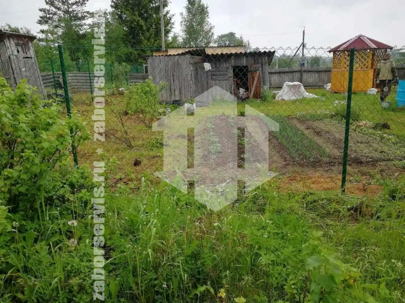 Забор из сетки рабицы с проволокой 68 метров