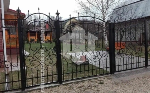 Металлический секционный кованый забор 55 метров