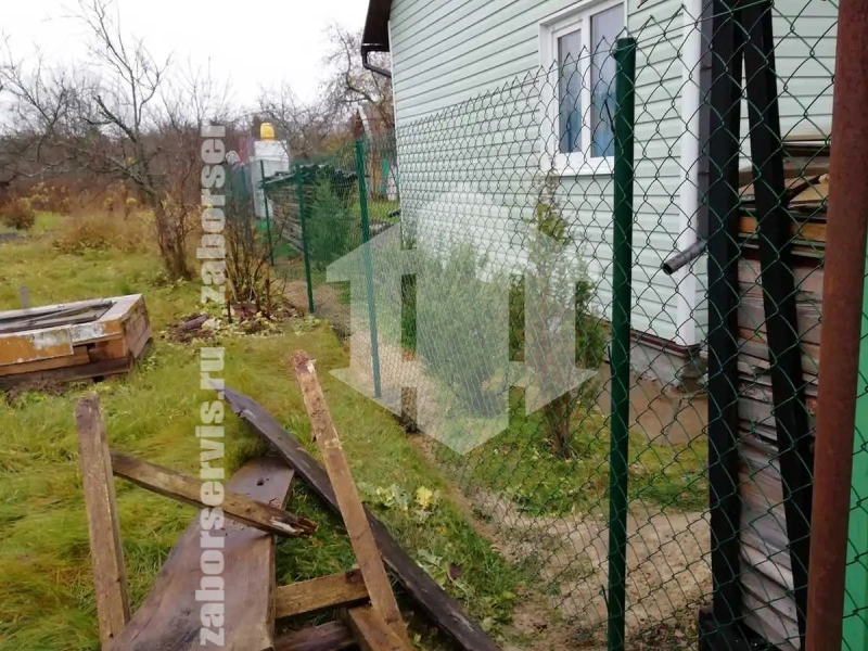Забор из сетки рабицы с проволокой 39 метров