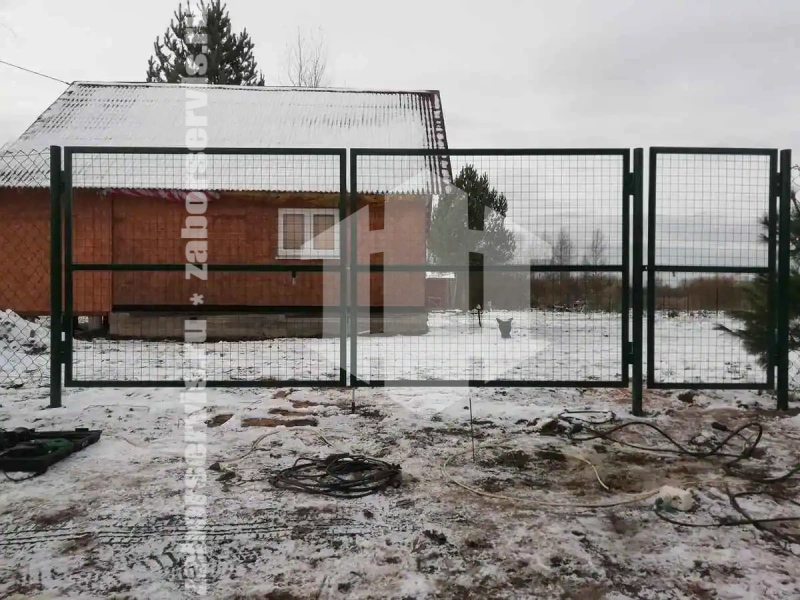 Забор из сетки рабицы с проволокой 77 метров