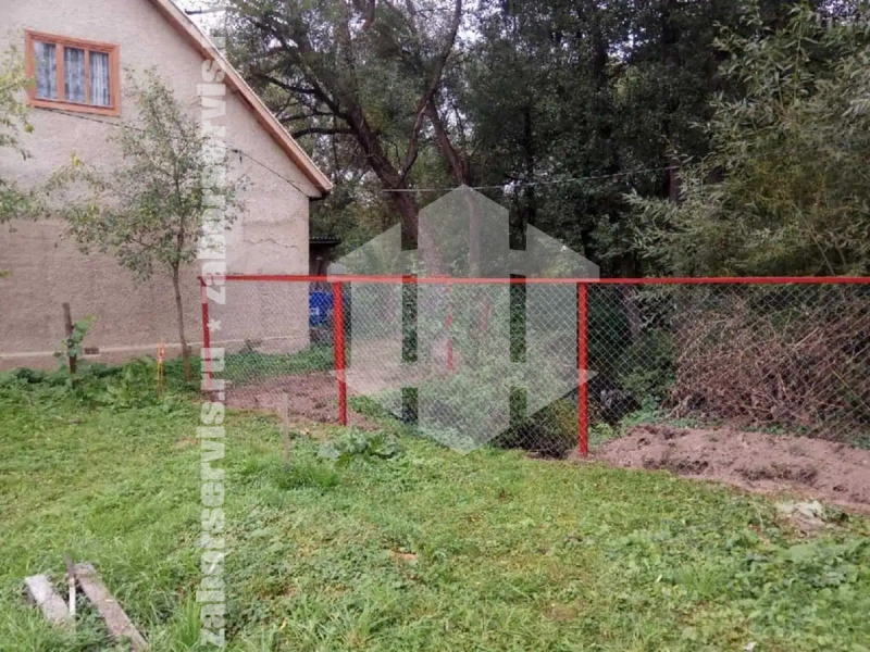 Забор из сетки рабицы с секциями 84 метра