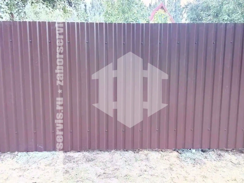 Забор из профнастила 93 метра