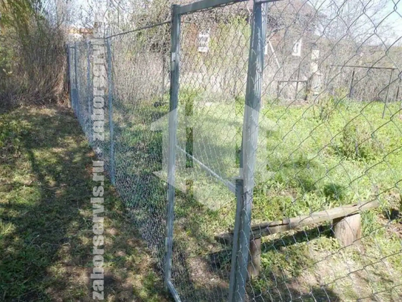 Забор из сетки рабицы с арматурой 84 метра