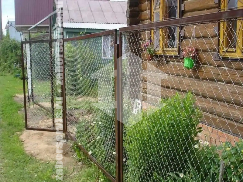 Забор оцинкованный из сетки рабицы 60 метров