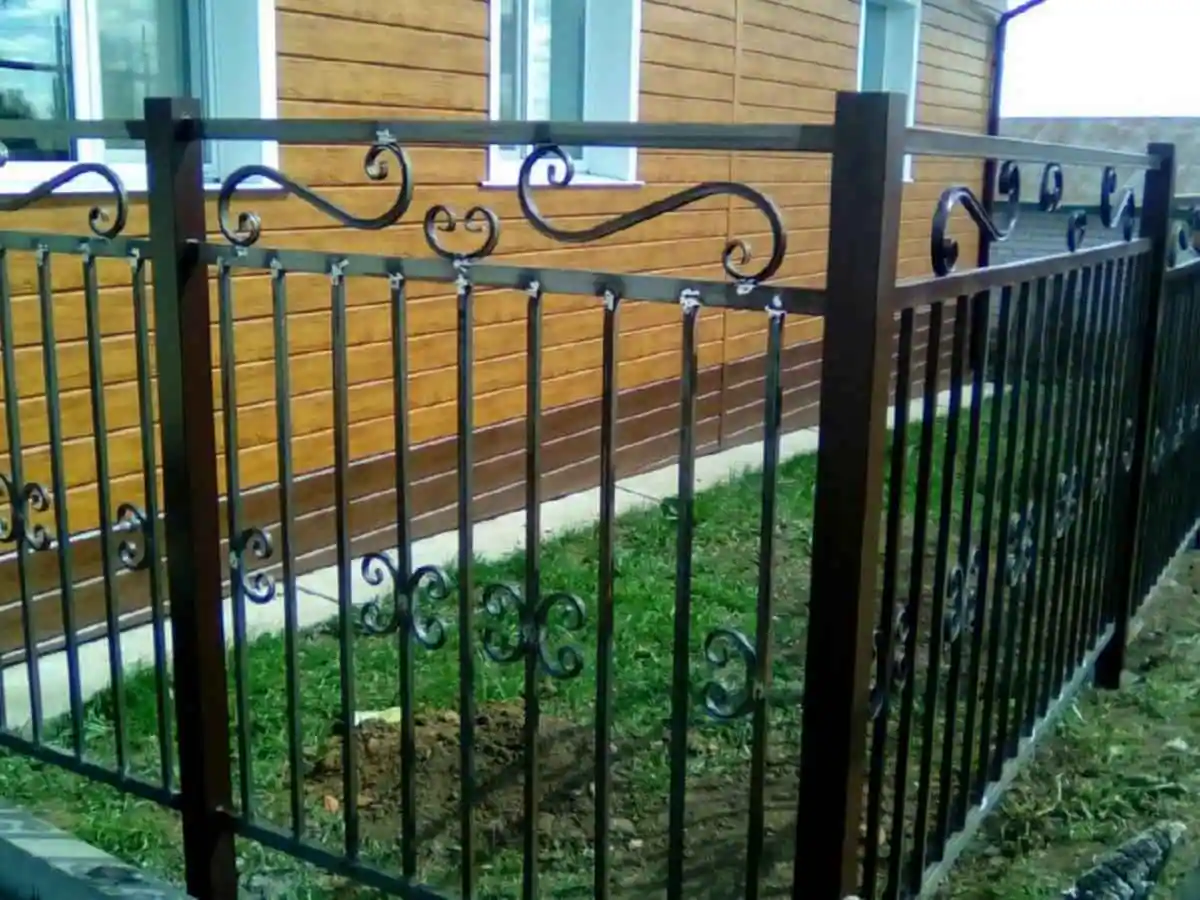 Кованый секционный забор 80 метров