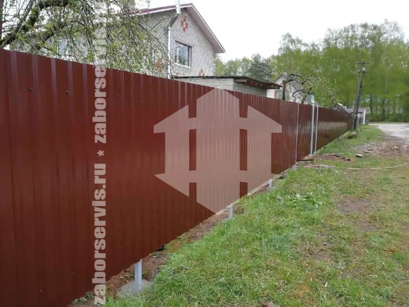 Забор из профнастила с воротам 73 метра